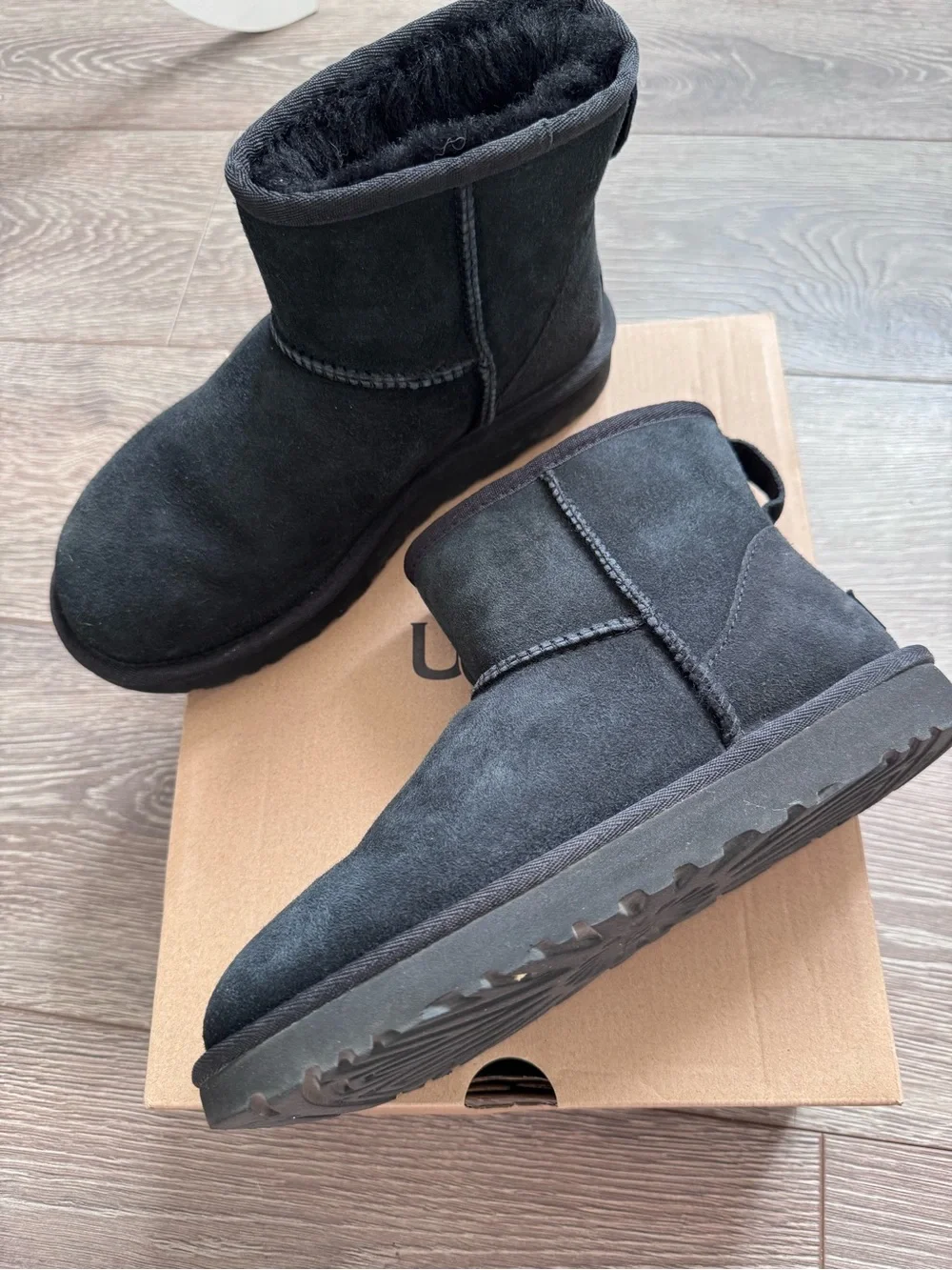 UGG classic mini 2 black size 7
